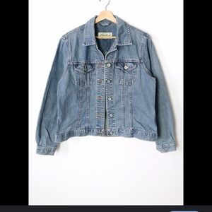 VINTAGE Eddie Bauer 90s denim Jean jacket - XL 
excellent condition
